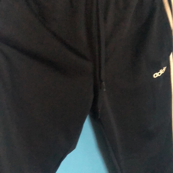 Adidas mens medium joggers - Picture 4 of 7